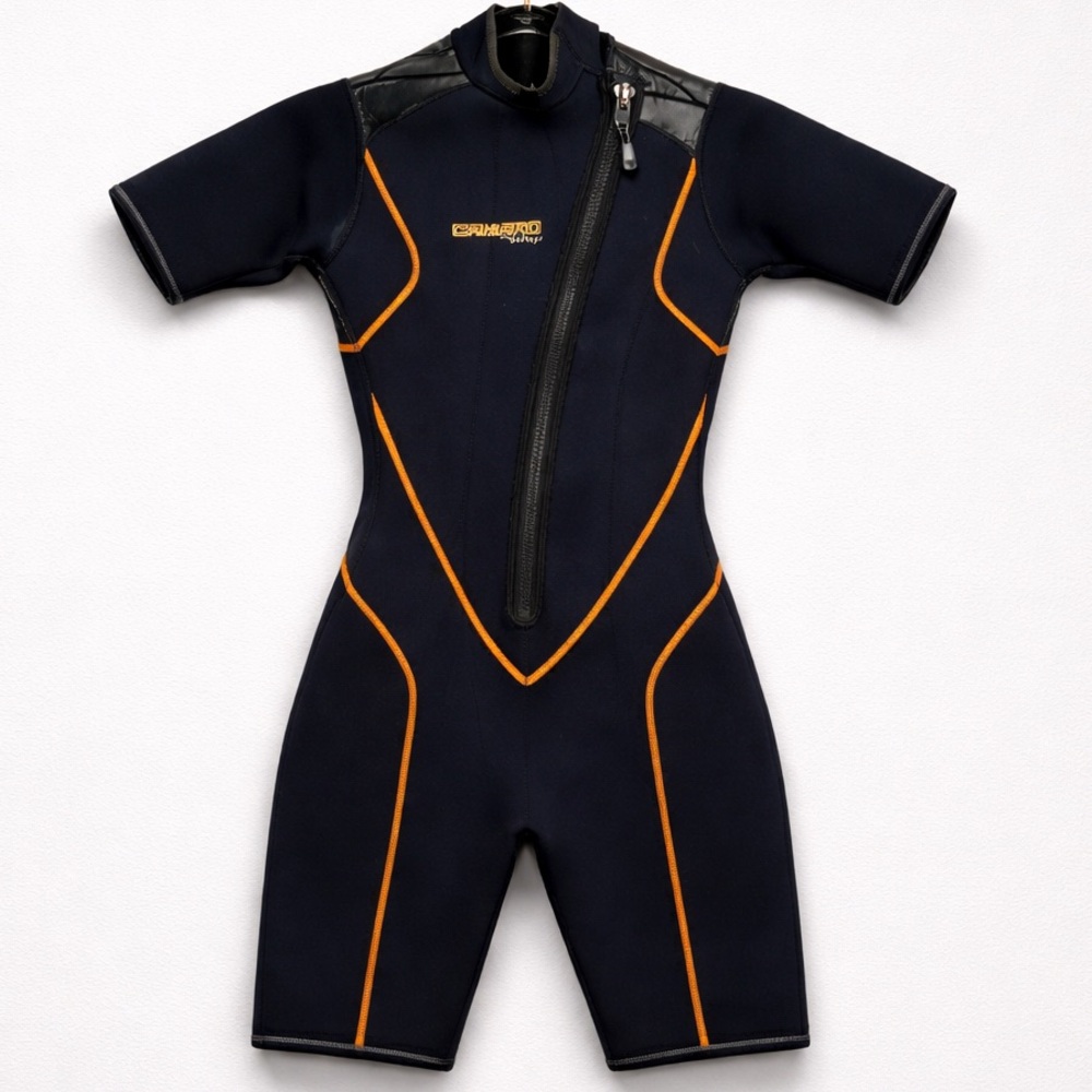 Camaro Voltage Black Short Dive Suit